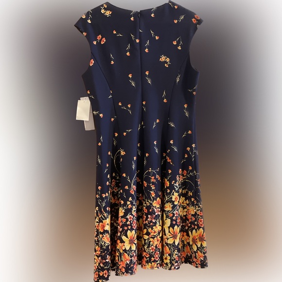 Navy and Floral Dress β By London Times, Size 10 - Picture 8 of 14